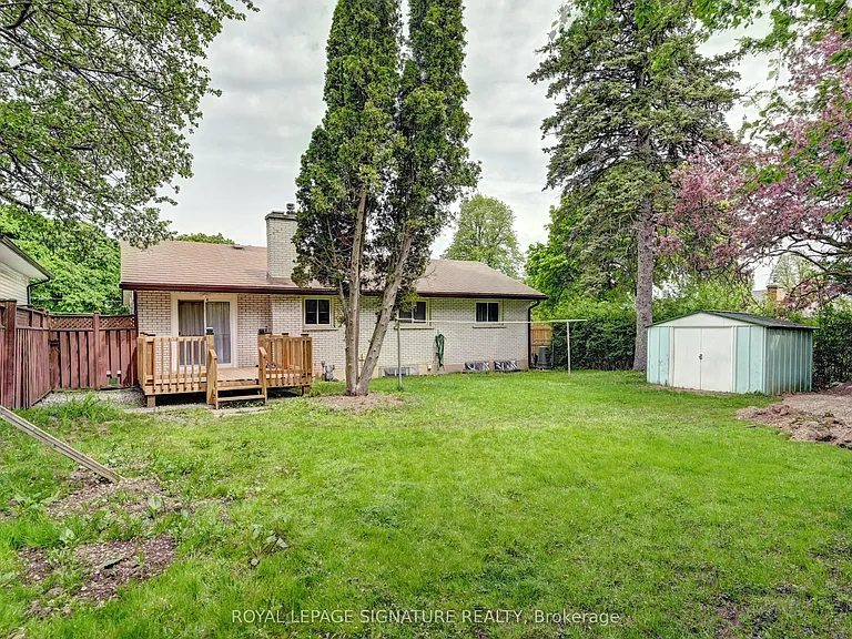 240 Stonybrook Dr — Photo 50