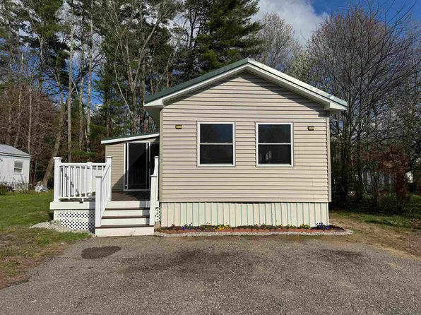 27 Mavis Avenue, Rochester, NH 03867
