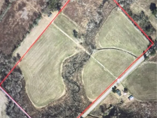 W White Pond Rd, Fairmont, NC 28340