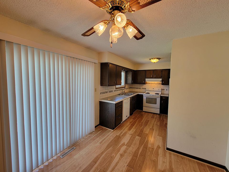 1st image of 510 Barnett Dr #1