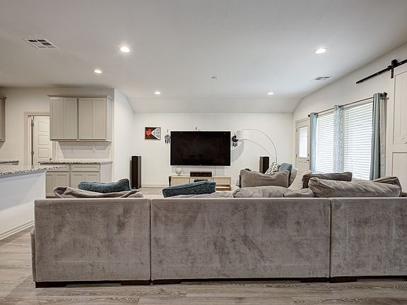 5th image of 14701 Travertine Falls Ln
