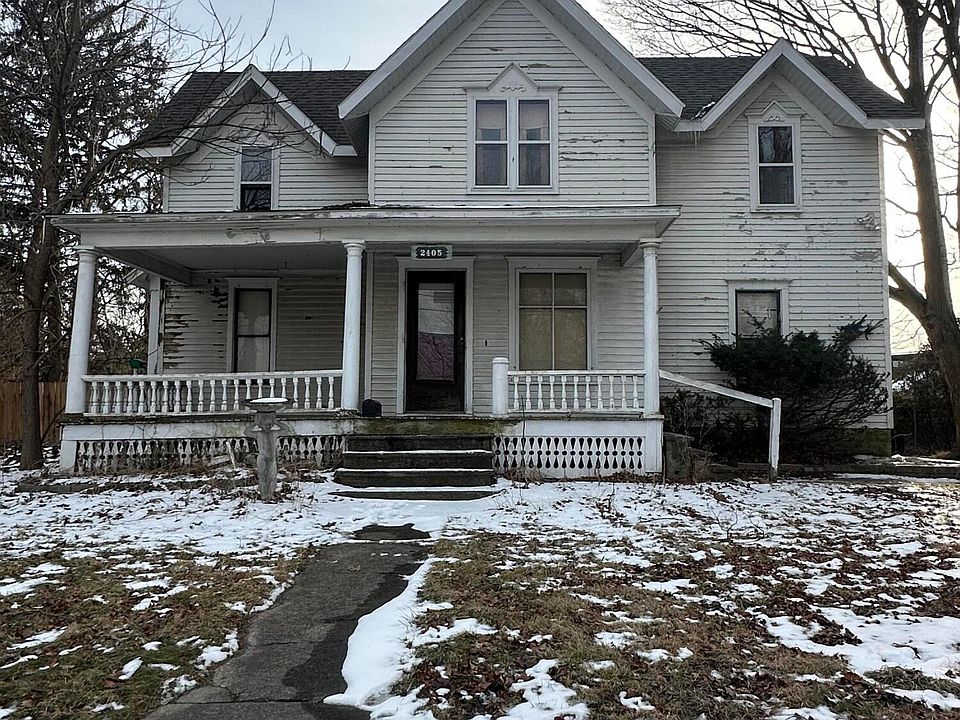 1st image of 2405 N Grand River Ave