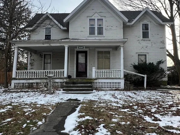 2405 N Grand River Ave, Lansing, MI 48906