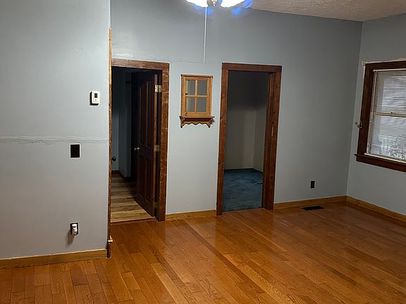 4th image of 30995 Township Road 336 #A