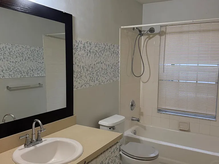 1005 Stony Brook Way — Photo 10