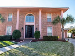 11211 Asphodel Dr, New Orleans, LA 70128