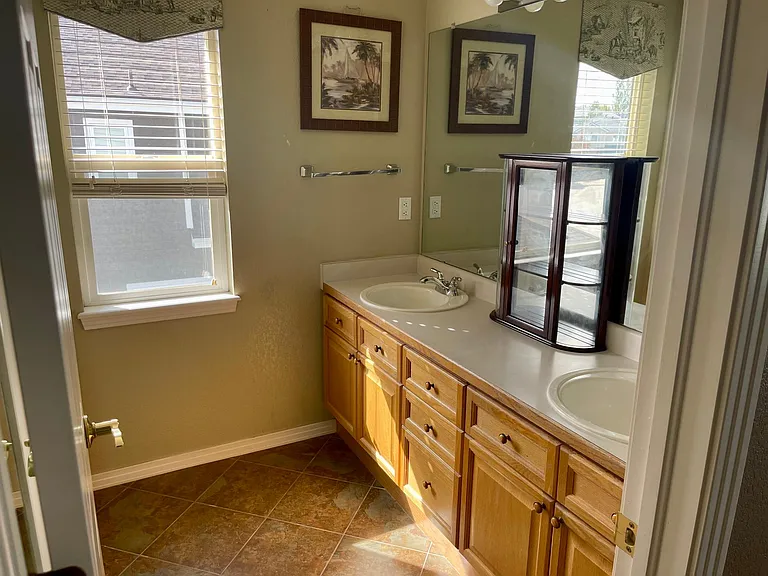 17251 Cornerstone Ln — Photo 31