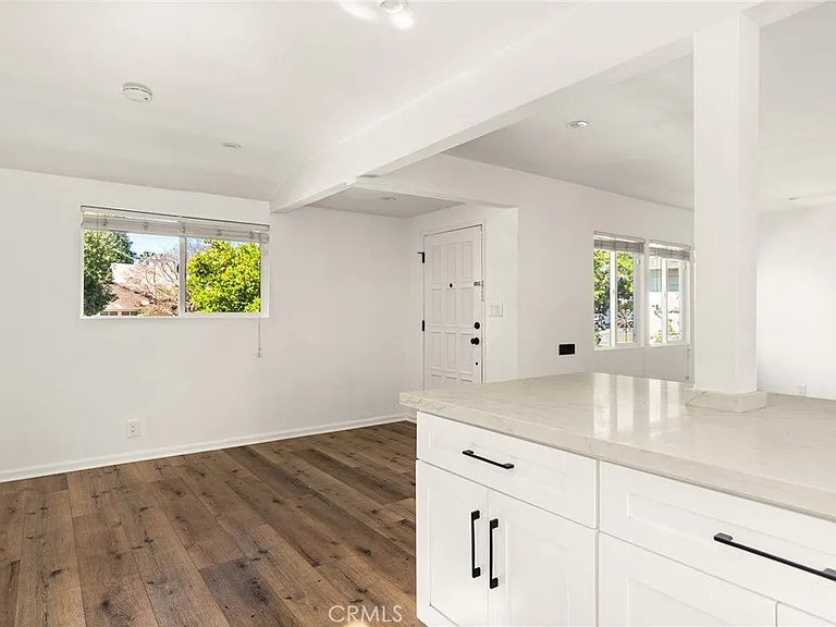 5840 Allott Ave — Photo 7