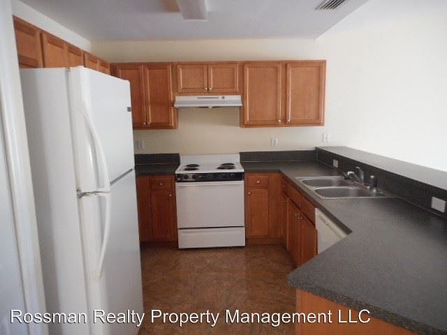 1st image of 711 Homer Ave S