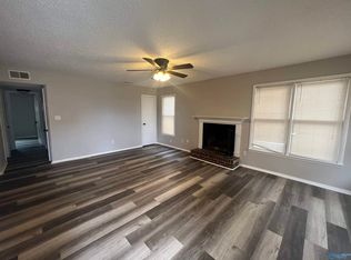 3925 Highridge Dr SW APT B, Huntsville, AL 35802