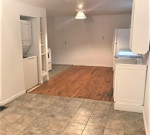 3rd image of 224 S Adams St APT 1