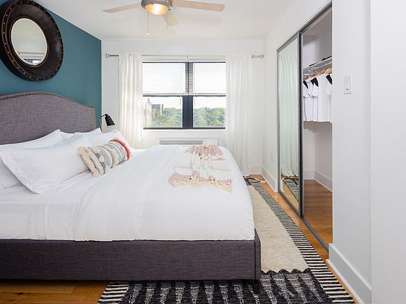 Rittenhouse Hill 1 Bedroom
