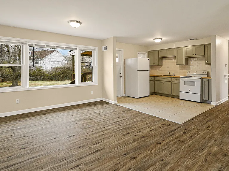 1201 Billings Dr — Photo 9