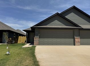 10623 SW 17th Ct, Yukon, OK 73099