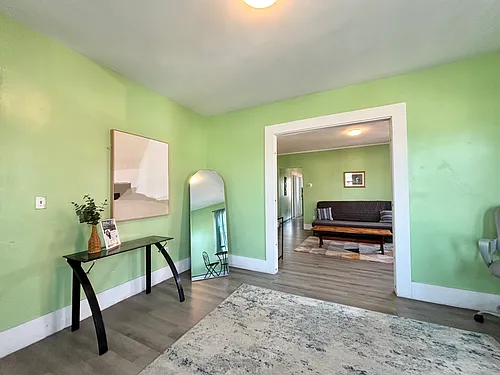 753 Cranston St #2 Photo 1