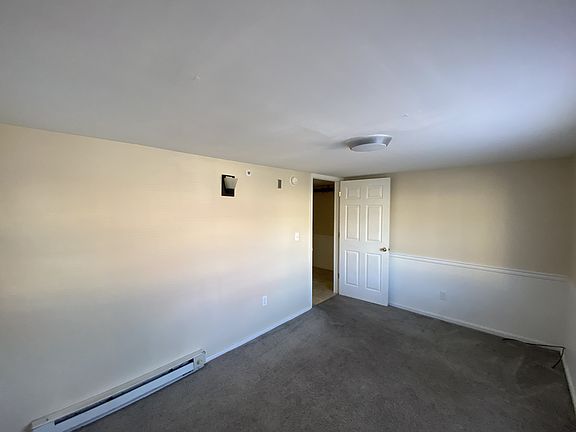 3rd image of 5 S Main St #14052521