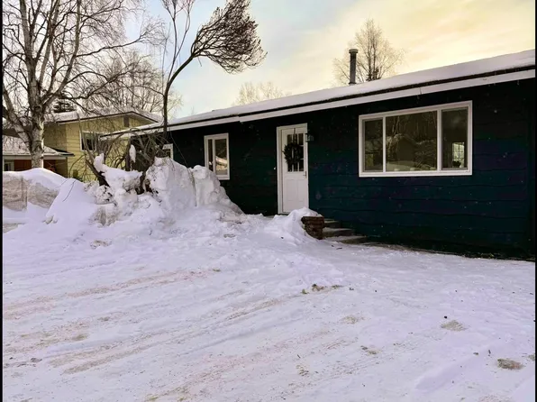 6940 Altoona Dr, Anchorage, AK 99502