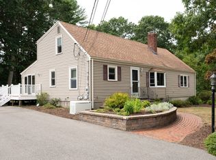 203 Pelham St, Pembroke, MA 02359