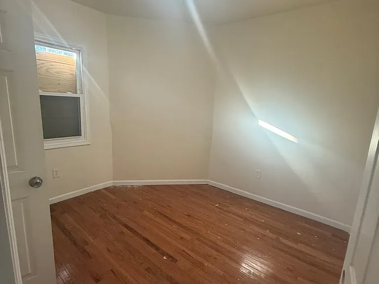 825 S 15th St #2R — Photo 6