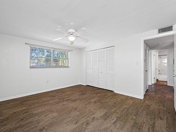 4th image of 3211 W De Leon St APT 2
