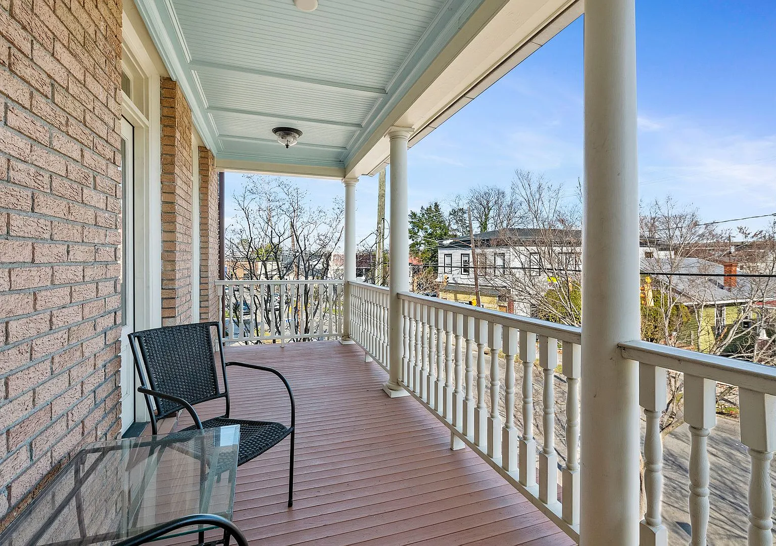 Fit for a King, Street- 703 King Street, Unit B — Photo 4