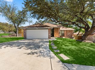 7450 Silent Cloud, San Antonio, TX 78250