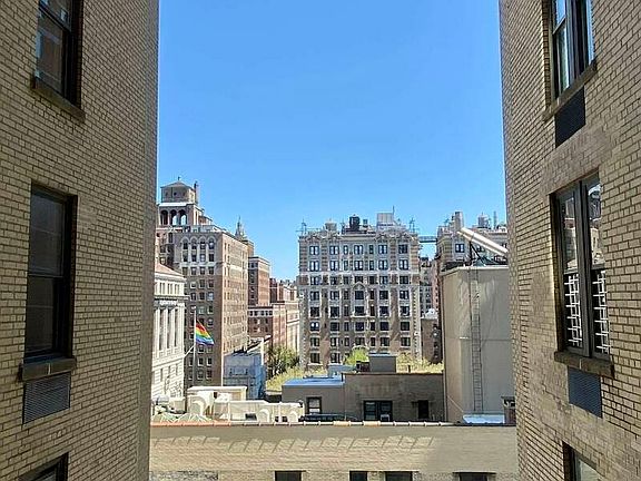 3rd image of 240 W 73rd St APT 1111