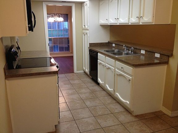 4th image of 1318 White Rock Dr