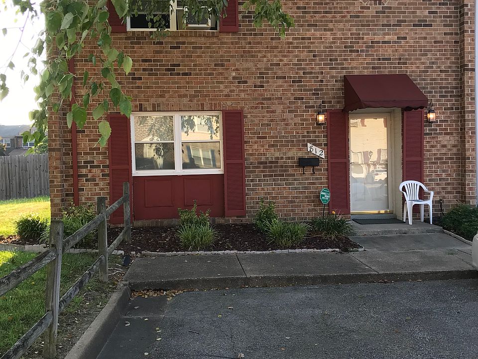 1st image of 812 Saint Denis Ct