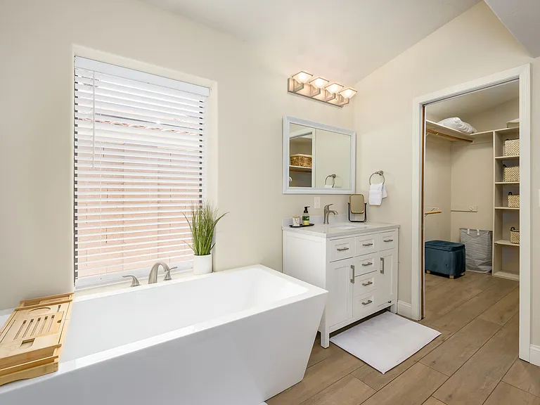 5638 E Helena Dr — Photo 38