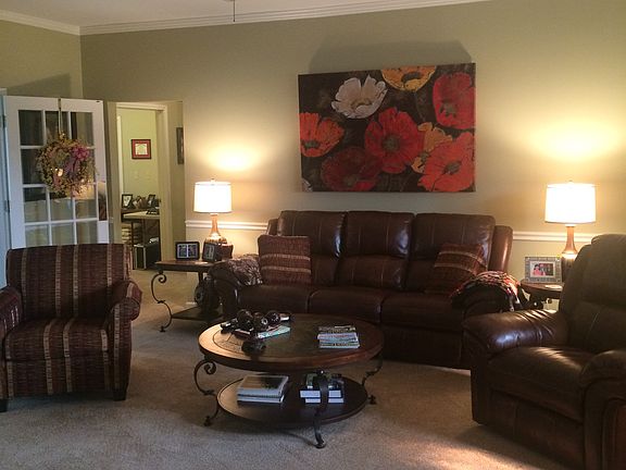 5th image of 3 Greenbriar Drive