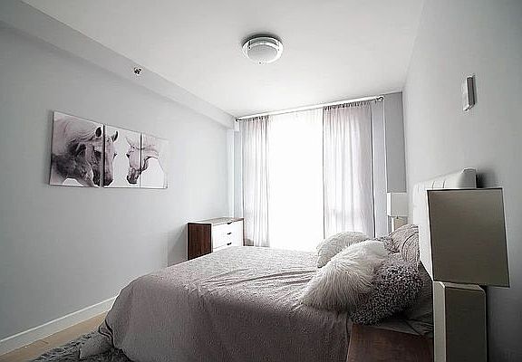 3rd image of 7009 45th Ave #4C