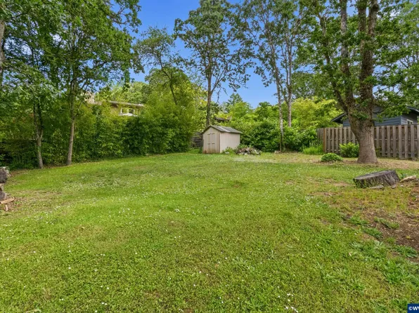 4170 NW Circle Blvd, Corvallis, OR 97330