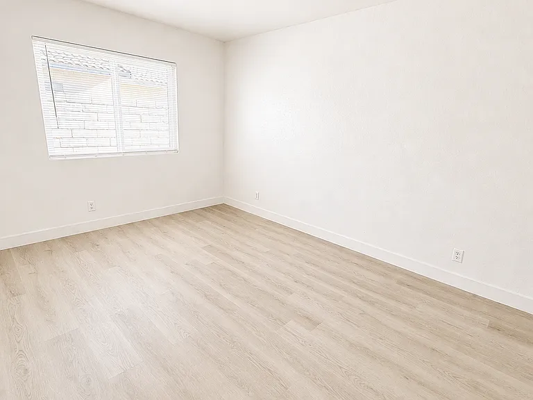 34700 Marcia Rd #4 — Photo 15