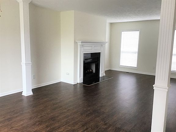 4th image of 536 Bradford Dr