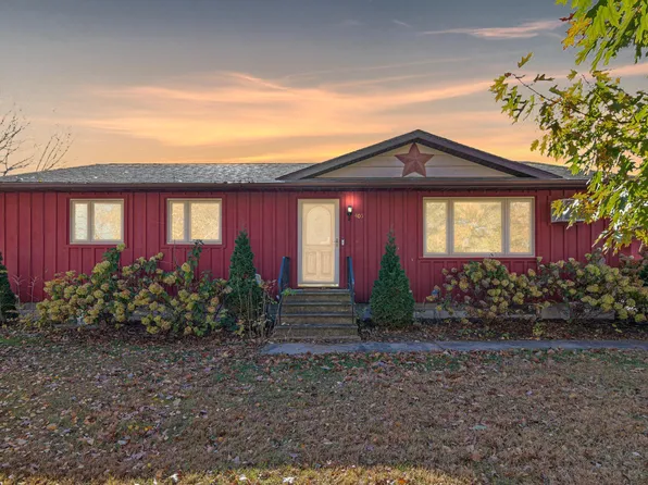 405 Elm St, Henderson, MN 56044