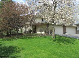 8611 Zinnia Way N, Maple Grove, MN 55369