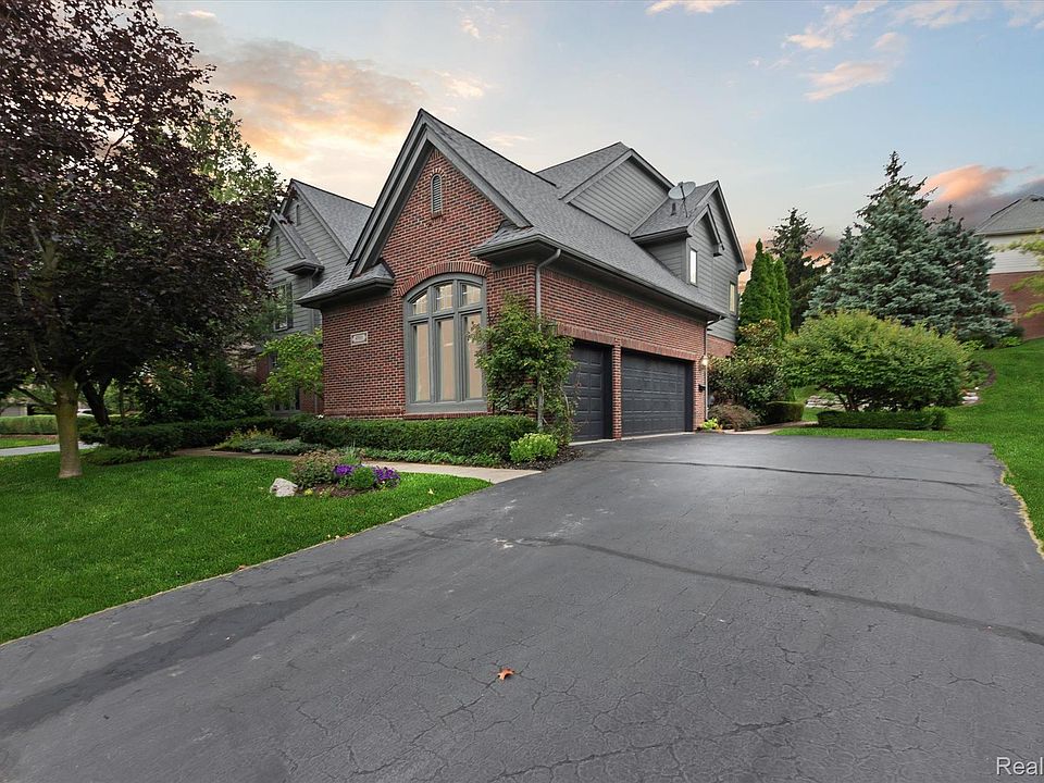 1st image of 4986 Highland Ct