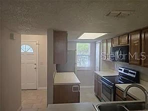 2 bed, 2.5 bath, 1092 sqft, $1,750 — Photo 4