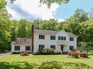 136 Ivy Hill Rd, Ridgefield, CT 06877