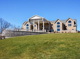 1000 Saint Jude Dr, Ellwood City, PA 16117