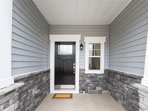 3rd image of 8233 Marley Dr