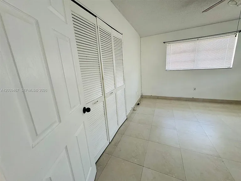 215 NW 35th Ave #UP — Photo 18