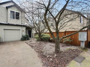 4214 NE Simpson Ct, Portland, OR 97218