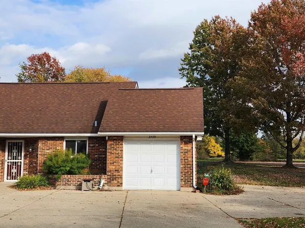 2739 Dartmouth Dr, Springfield, IL 62712
