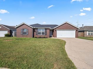 806 SW Summit Chase Rd, Bentonville, AR 72712