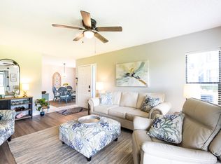 950 S Kanner Hwy APT 302, Stuart, FL 34994