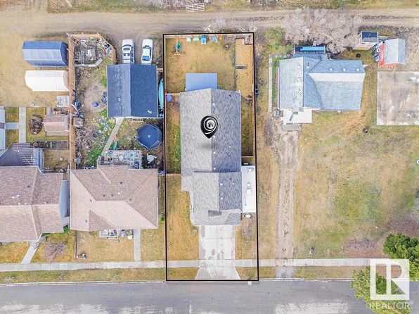 10 1st Ave N, Hay Lakes, AB T0B 1W0
