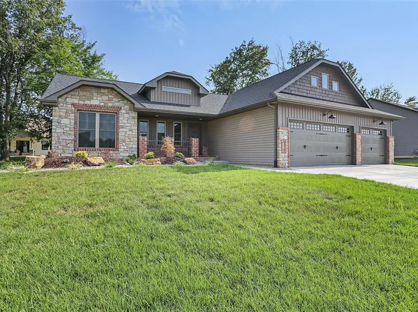 516 Glendale Dr, Troy, IL 62294