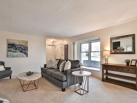 5th image of 6592 Dolphin Cir E
